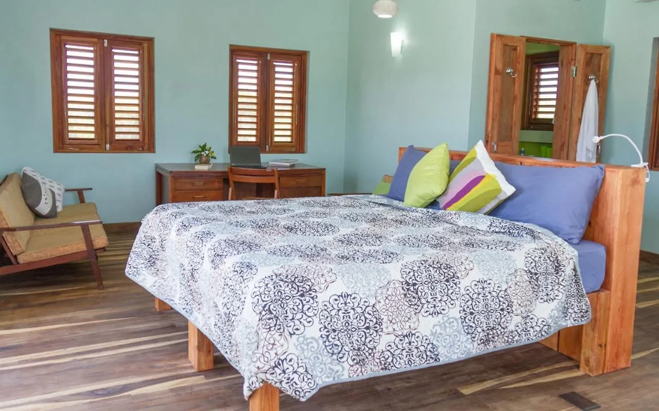 Seadragon Villa Treasure Beach Jamaica